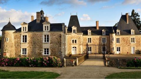 Manoirs et Chateaux  de mayenne